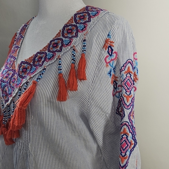 Chico's Peasant Embroidered Petite Blouse with Tassels Size small - Picture 2 of 11